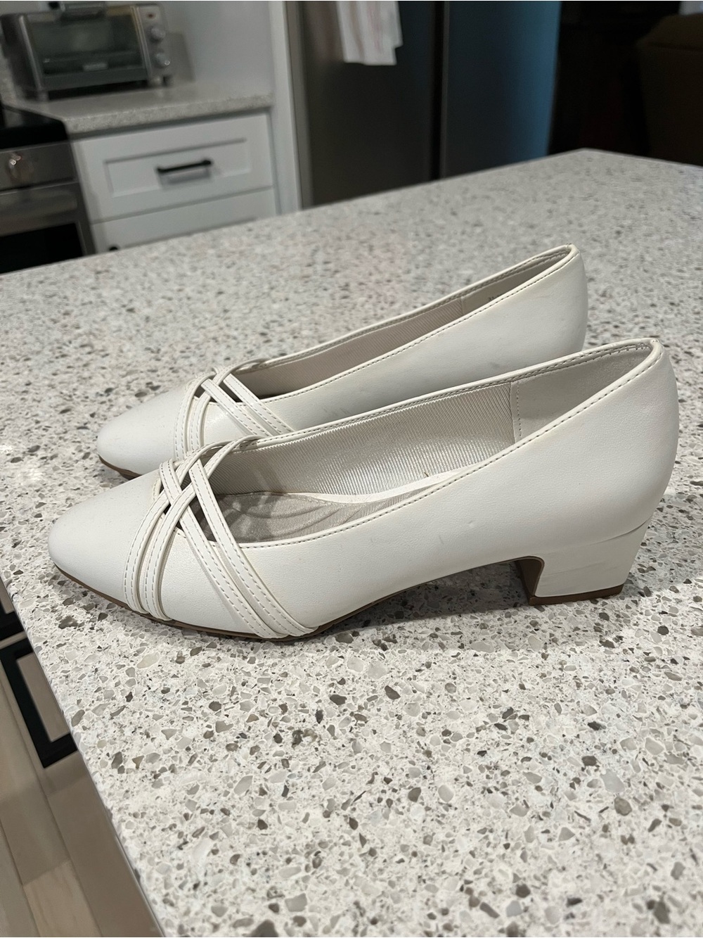 easy street White Low Block Heel Pumps with Crossed Straps